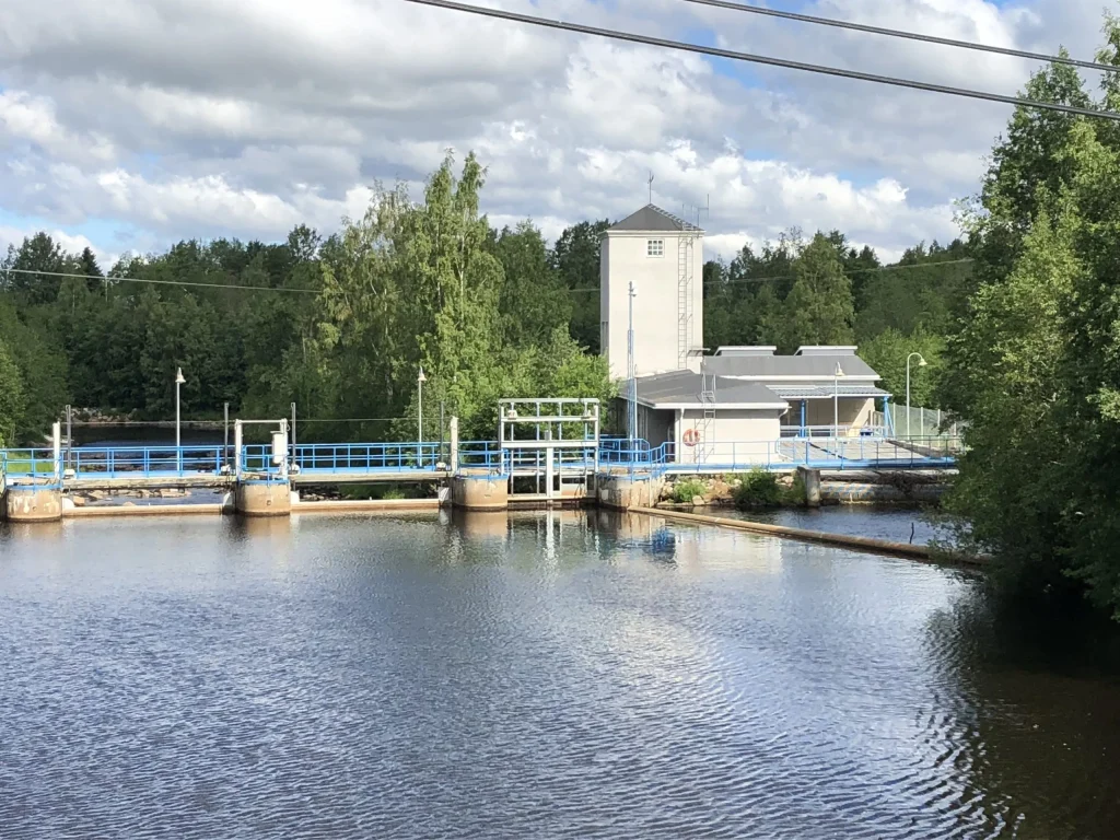 Pirttikosken voimalaitos